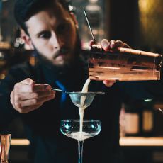 cocktail classes in johannesburg Shaker Barschool