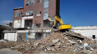 The company has a very experienced and balanced team of Engineers and Staff. Ground Zero is involved in the following demolition and removal activities.As a Demolition Expects we do the following: